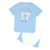 Camiseta Manchester City Kevin De Bruyne #17 Primera Equipación Replica 2023-24 para niños mangas cortas (+ Pantalones cortos)